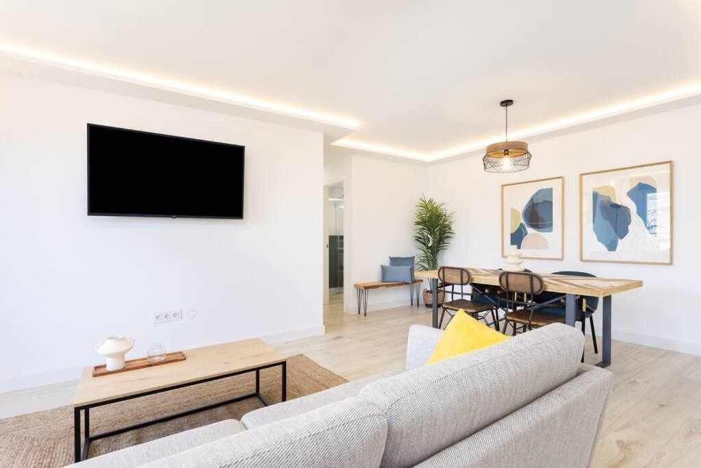 Sunnyland Apartment Arona Cho Exterior foto